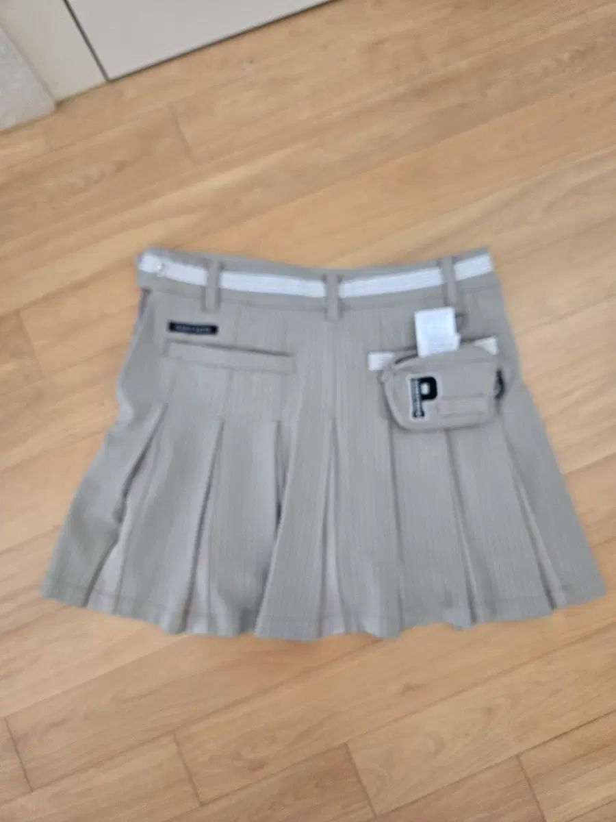 パーリーゲイツ スカート 18,367円