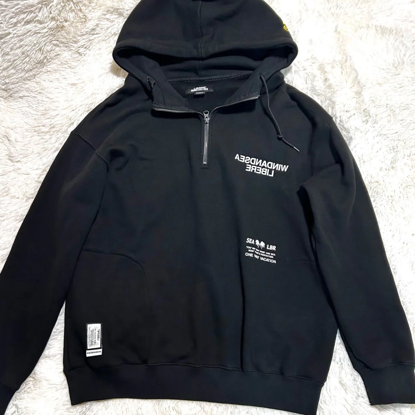 美品　wind and sea ウィンダシー　LIBERE コラボ　パーカー　ブラック　Lサイズ