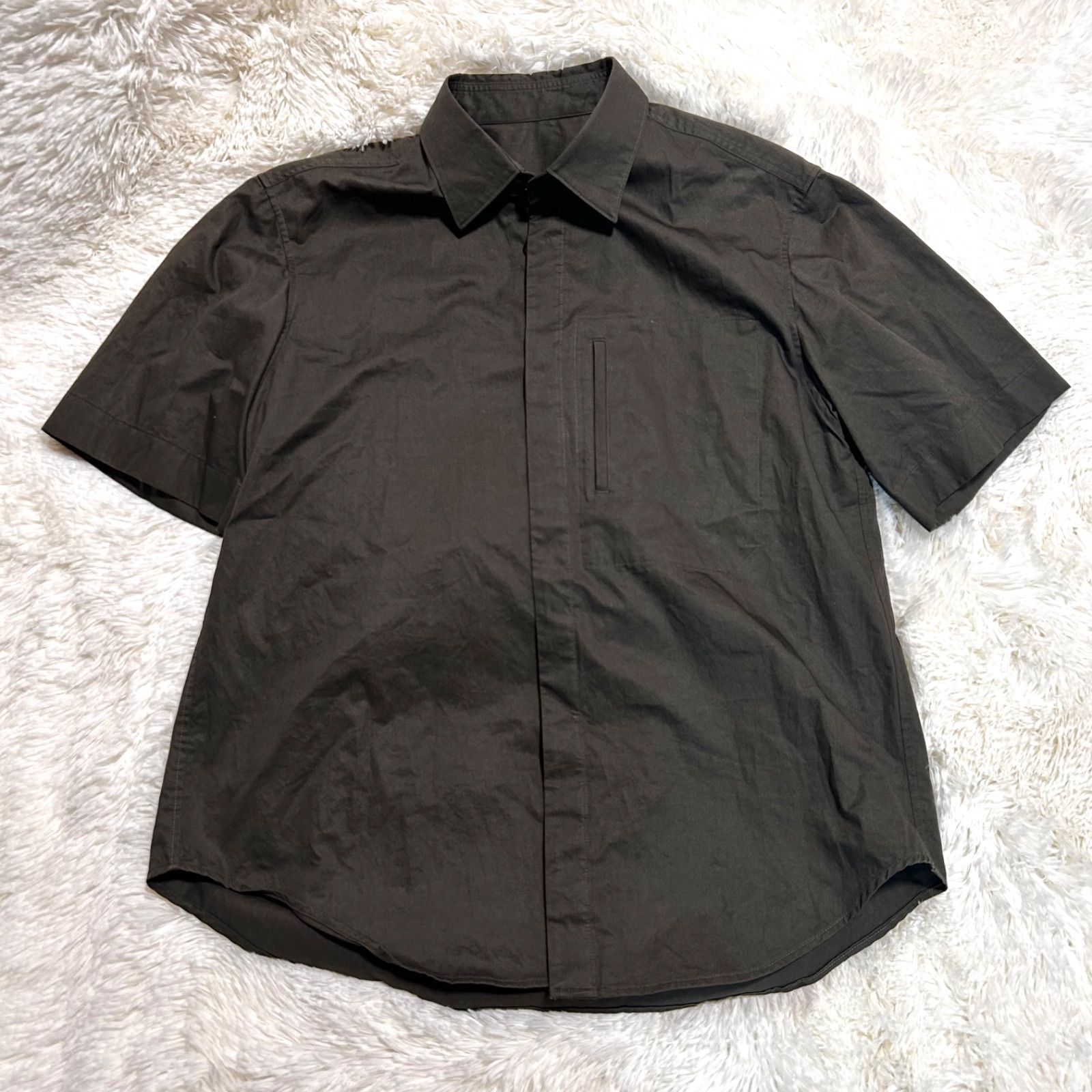 極美品　irenisa イレニサ　カーキ　半袖　シャツ　サイズ3 Lサイズ相当　綿(コットン)