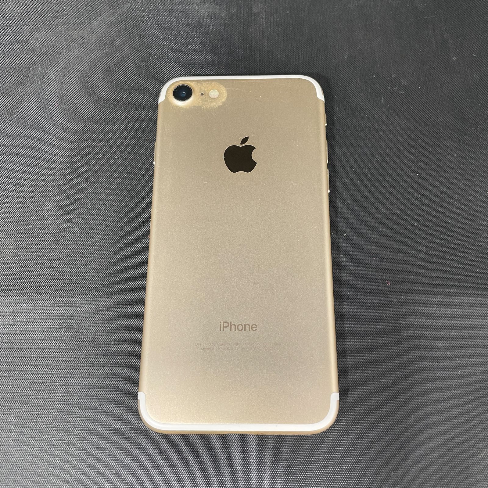 iPhone7 ゴールド ジャンク品 - メルカリ