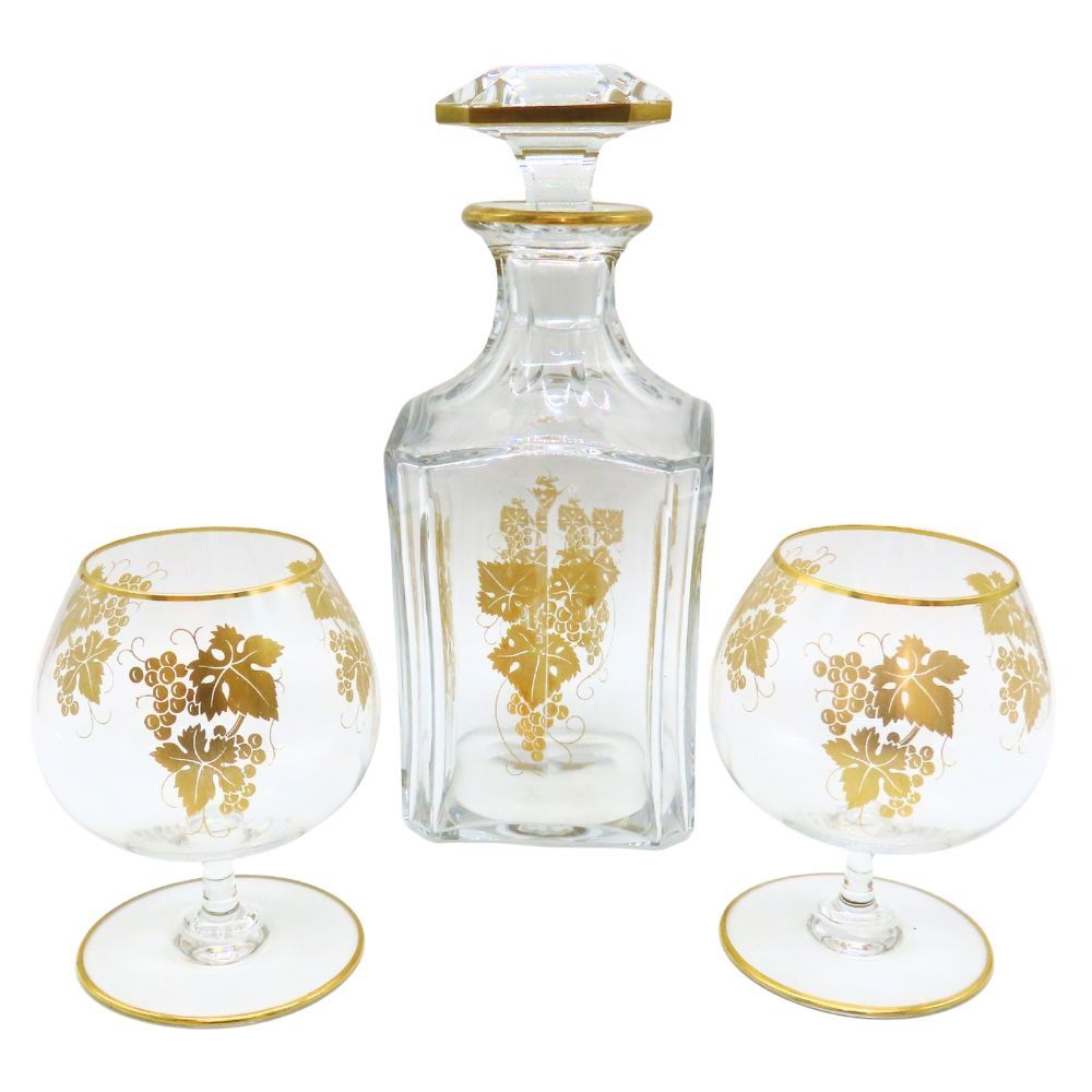【中古】Baccarat バカラ 金彩葡萄文 ブランデーセット デカンタ グラス2客 3点セット テーブルウェア ブランド食器 高級 クリスタルガラス エッチング ヴィンテージ コレクション A2603131【無料ギフトラッピング承ります】