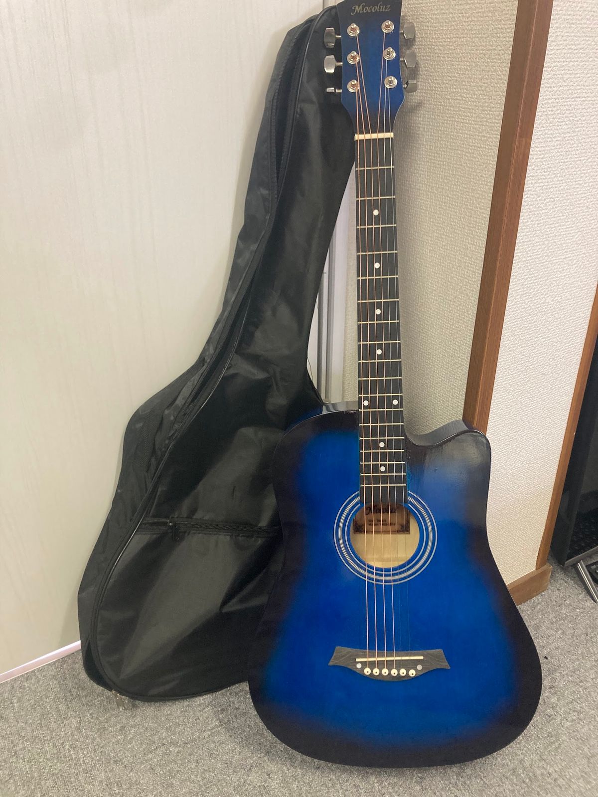 ￥Mocoluz アコースティックギター ブルー ケース付き【棚無し】【4】