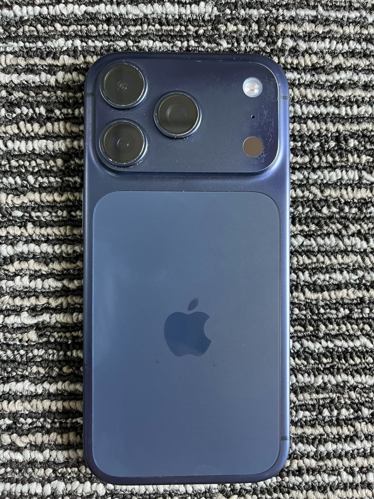 【美品】iPhone17 Pro Max 256GB ブルー 中古 本体のみ