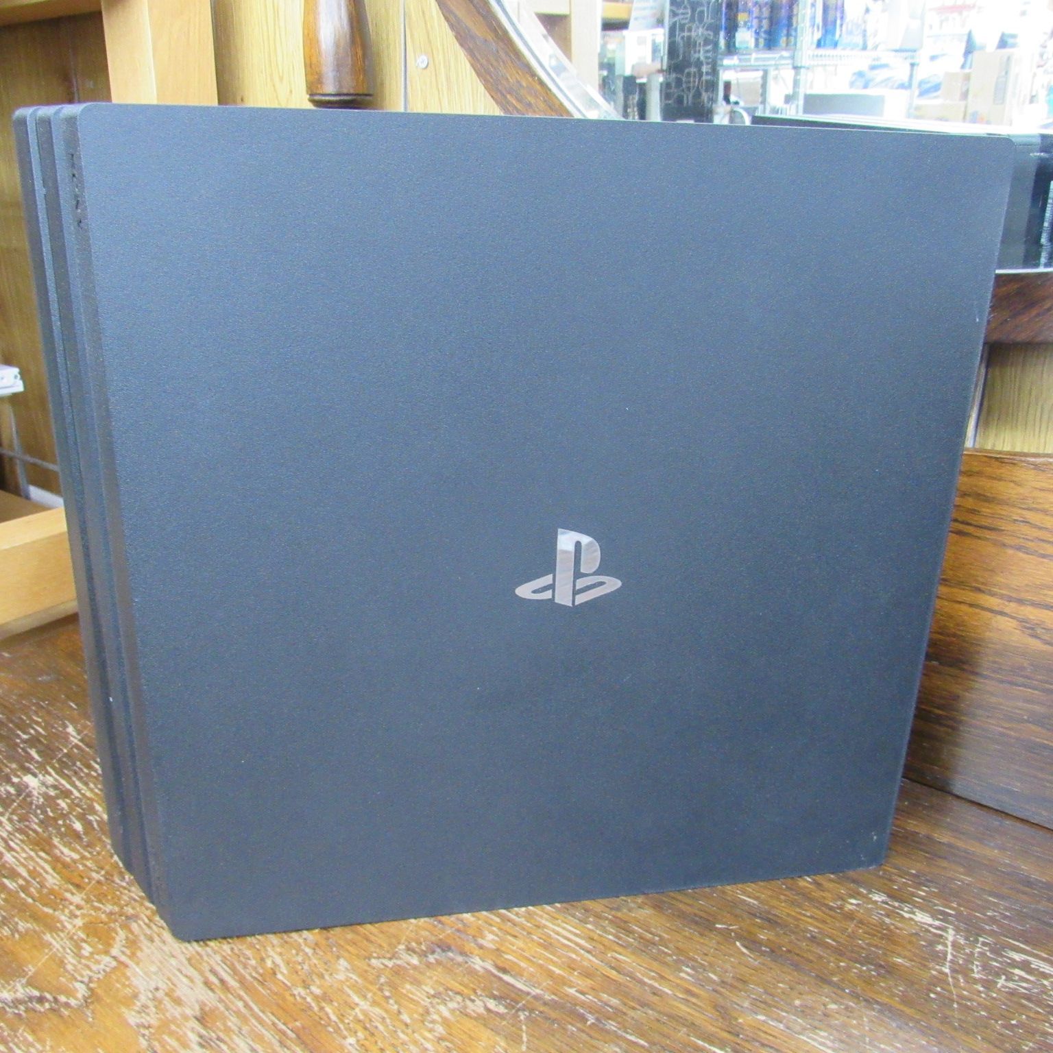 SONY PlayStation4 Pro プレイステーション4 CUH-7200c エキスパート藤沢辻堂店