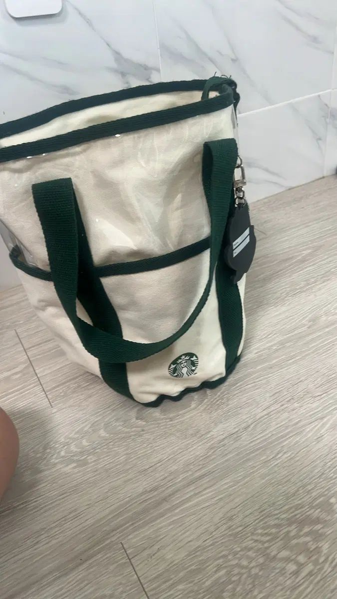 スターバックス サンドバッグ