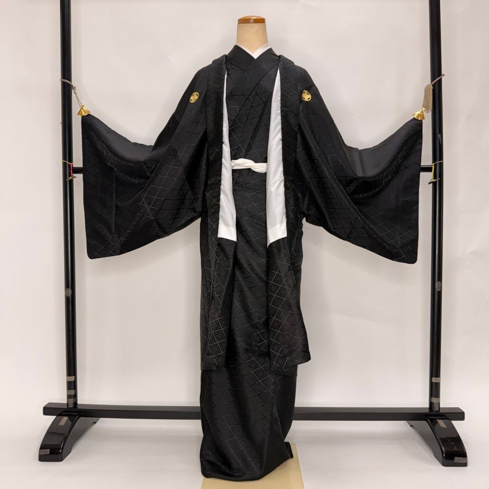 男紋付 男着物 黒紋付 大きい ポリエステル 羽織 長着 裄78.3cm 4L size 黒 五つ紋 中古 成人式 舞台衣装 6363