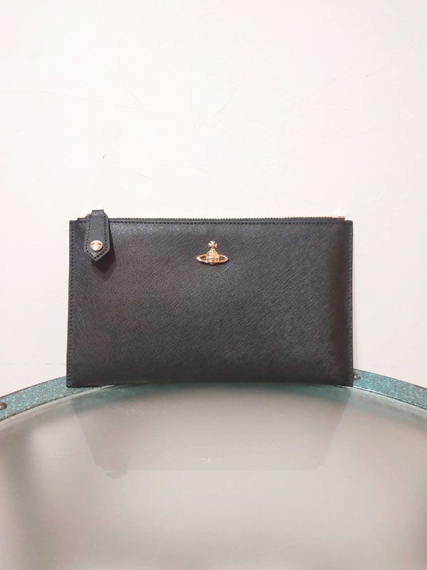 【未使用・新品】Vivienne Westwood（ヴィヴィアンウエストウッド）クラッチバッグ セカンドポーチ サフィアーノレザー 革 ヴィヴィアン NANA