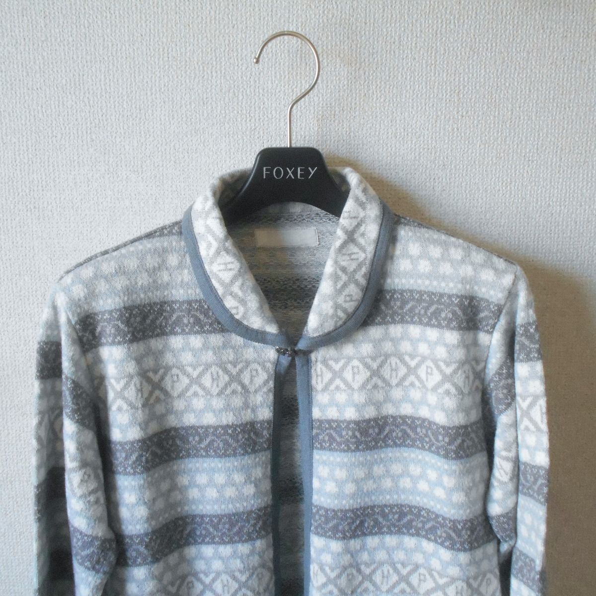 https://assets.mercari-shops-static.com/-/large/plain/2JVaqoKD8nWGsiJiFQA8Um.jpg@jpg