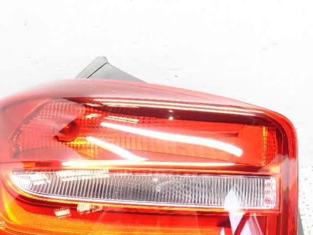 9748 BMW 1シリーズ 116i F20 1A16 テールランプ左 テールライト左