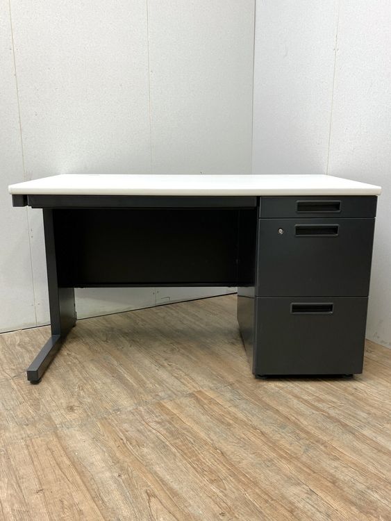 コクヨ 1200片袖デスク 片袖机 幅1200 奥行700mm ワークデスク パソコンデスク 事務机 PCデスク スチールデスク オフィスデスク 中古品 23,798円