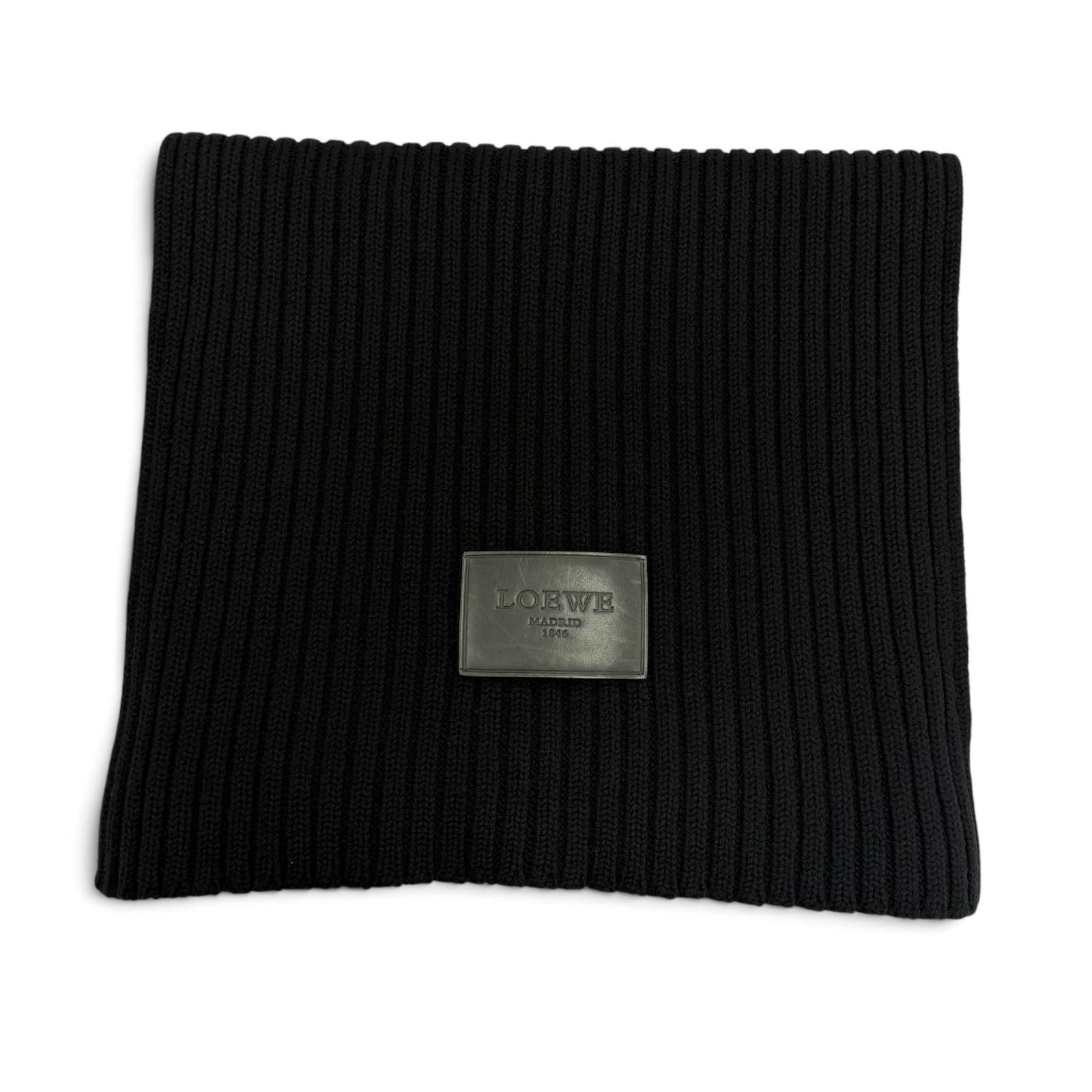 美品▼LOEWE ロエベ ウール100% レザーワッペン付き ローゲージニット ロングマフラー ブラック イタリア製 正規品 メンズ 防寒具 15,984円