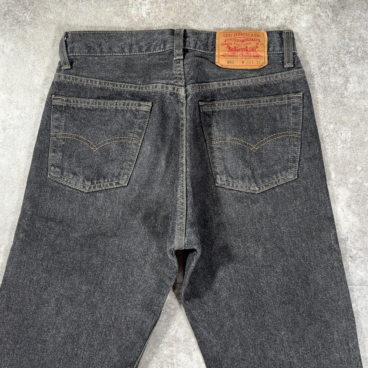 リーバイス 501 デニム 先染めブラック USA製 ボタン裏552 W29 LEVI'S リーバイス 90's 501 ボタン裏552 先染め ブラックデニム W29