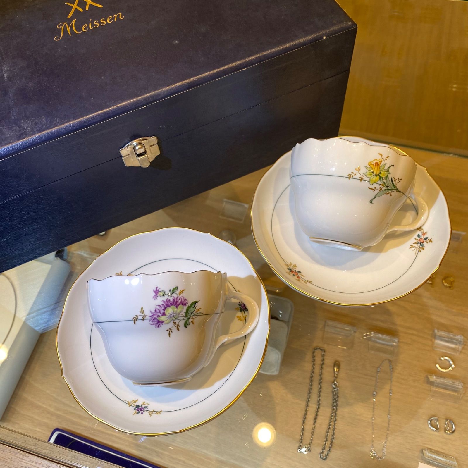 マイセン ベーシックフラワー カップ&ソーサ 2客 スイセン 紫の花 共箱 新キ8-0819☆ トコオ