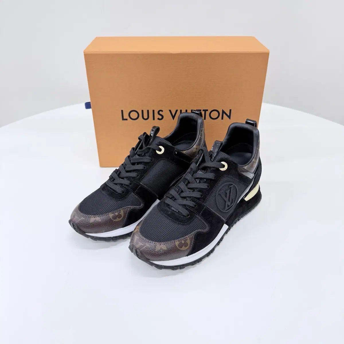 未使用/37.5 Louis Vuitton モノグラム ランナウェイ レディース スニーカー