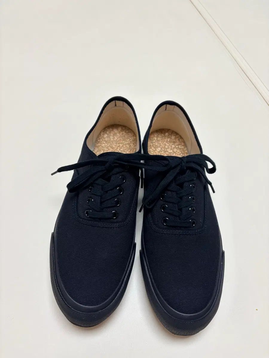 듁シューズ 270サイズ 出品