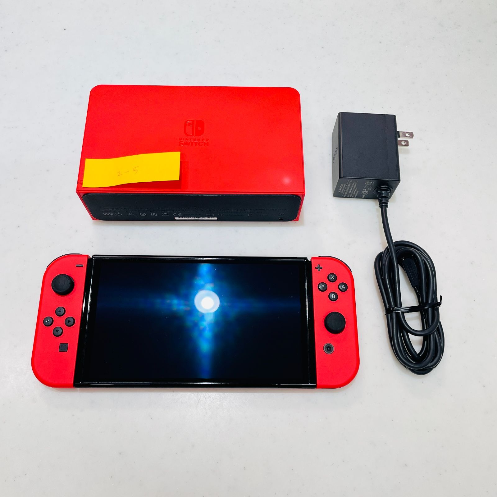 【美品】画面キズなし Nintendo Switch 有機ELモデル マリオレッド 本体＋Joy-Con＋純正ドック＋充電器 動作確認済 XTJ10810891620