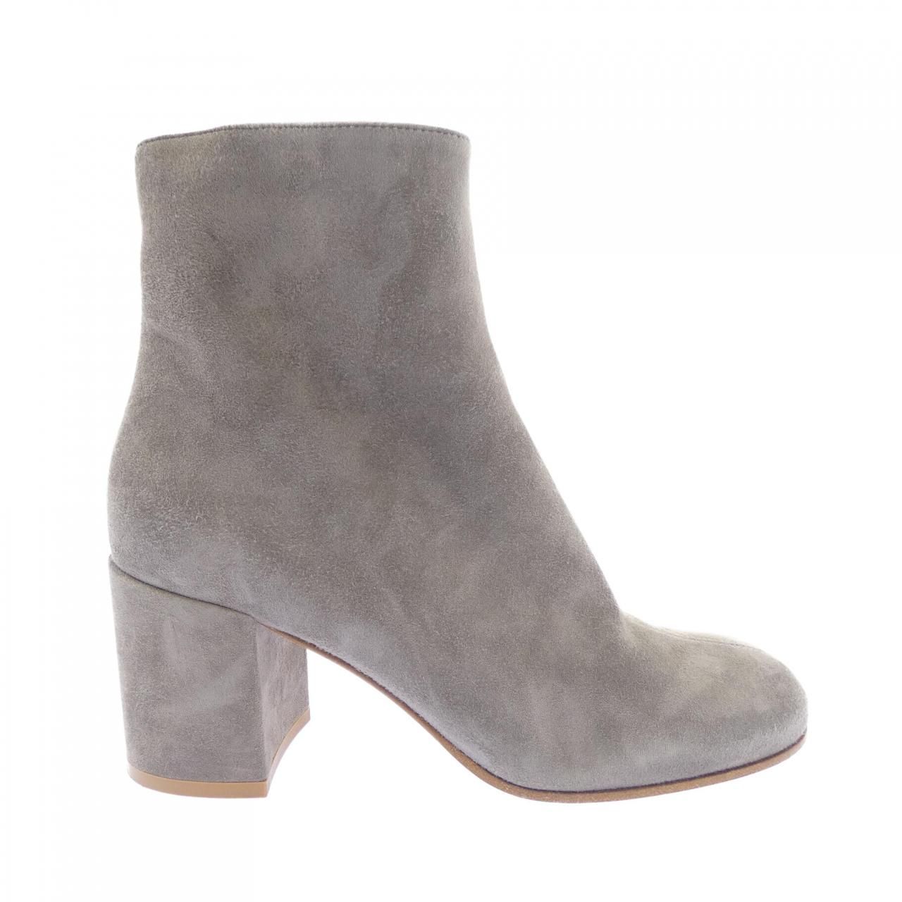 ジャンヴィトロッシ GIANVITO ROSSI ブーツ