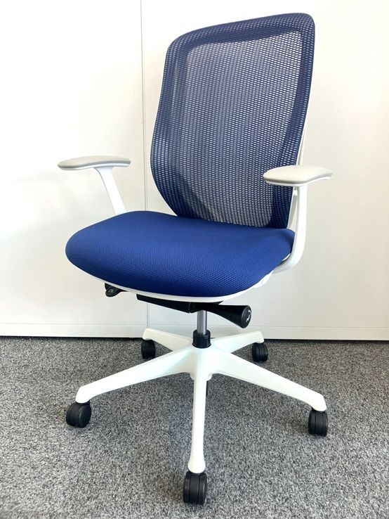 【東京都限定送料2200円も可】オカムラ　シルフィーチェア　ハイバック　固定肘　メッシュ　2017年製　ブルー　デスクチェア　オフィスチェア