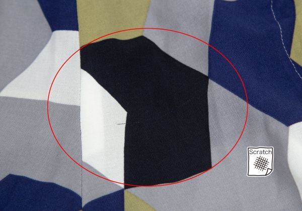 https://assets.mercari-shops-static.com/-/large/plain/2JVconE3EPAgZnv8NreyYc.jpg@jpg