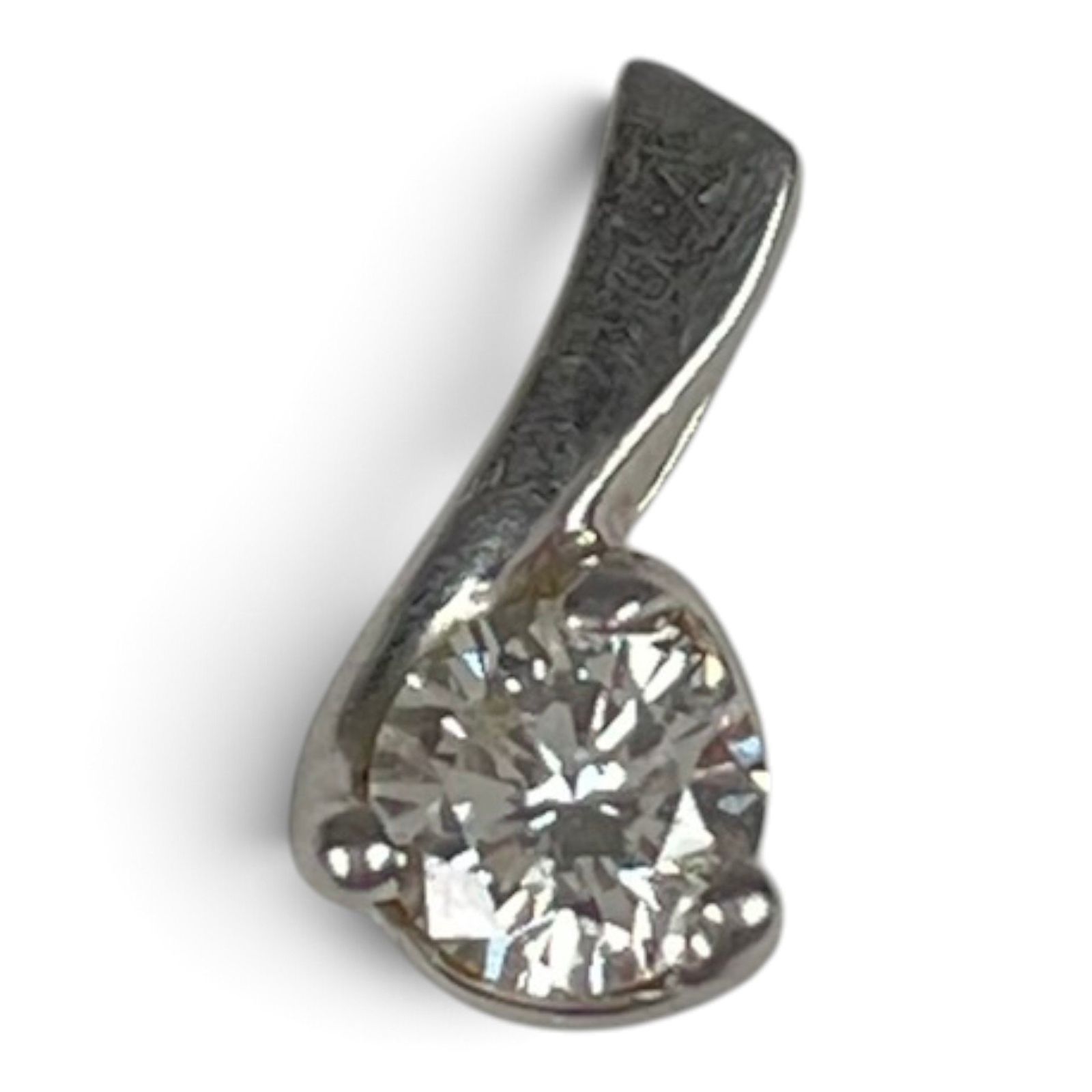 Pt900 ダイヤモンド ペンダントトップ ダイヤ0.224ct 総重量約0.9g