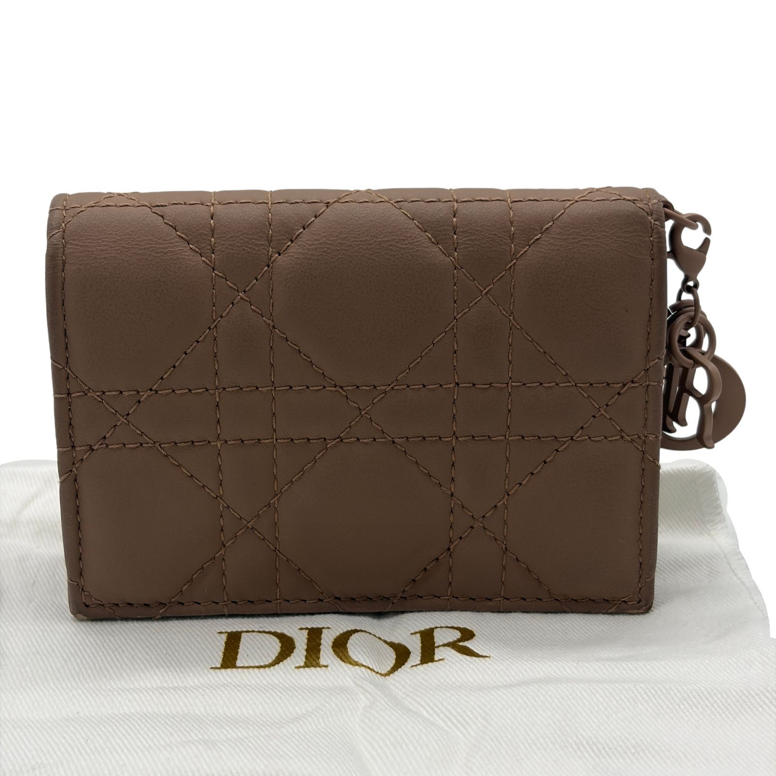 Dior ディオール レディディオール カナージュ 二つ折り財布 ピンクベージュ レザー チャーム付き 保存袋付