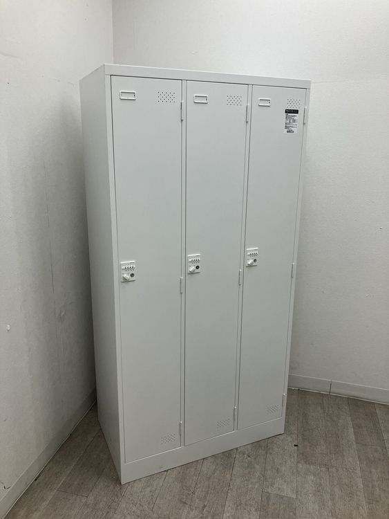 【アウトレット品/訳あり品】コクヨ LKシリーズ 3人用ロッカー LK-DN3 ホワイト マスターキー無し