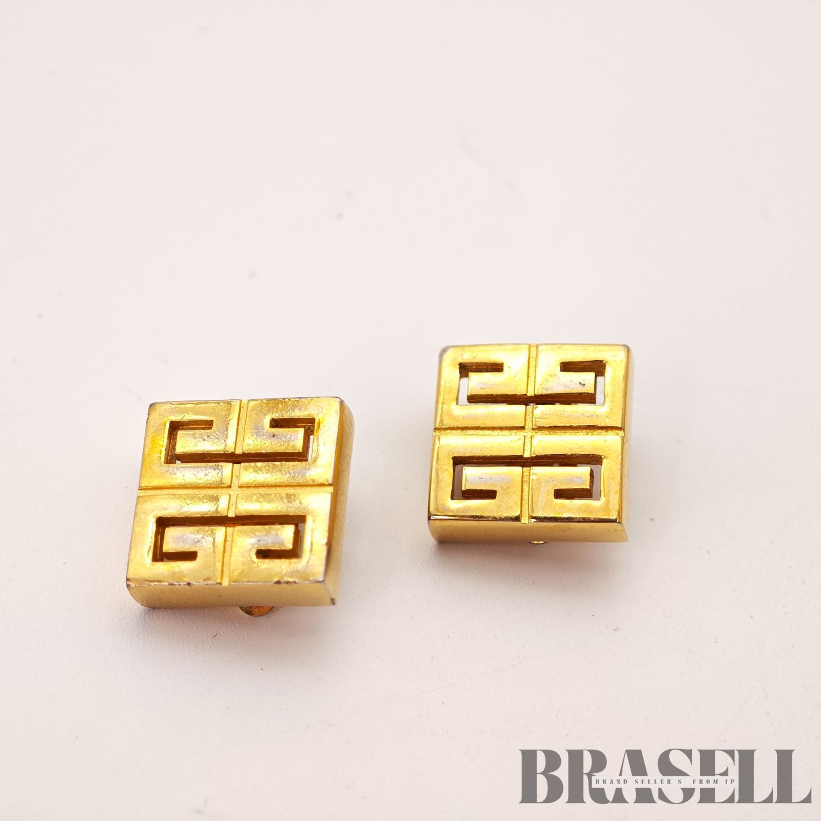 GIVENCHY ジバンシー アクセサリー イヤリング ゴールド レディース