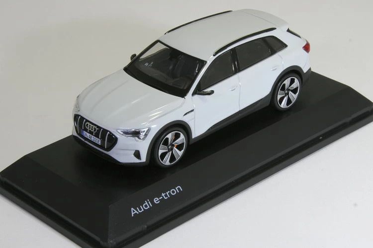 スパーク 1/43 アウディ e-tron EV Glacier White 2018 spark Audi 5011820632