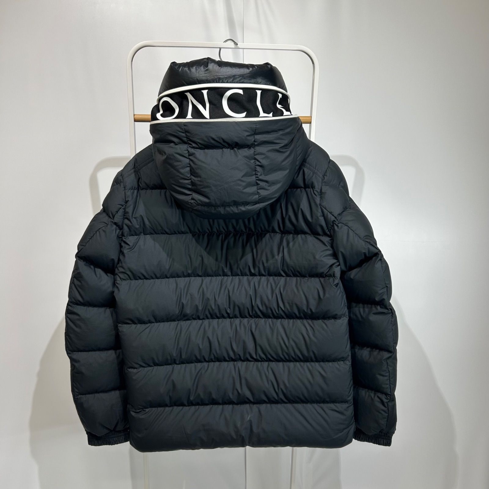 MONCLER モンクレール ダウンジャケット カーデーレ CARDERE黒1
