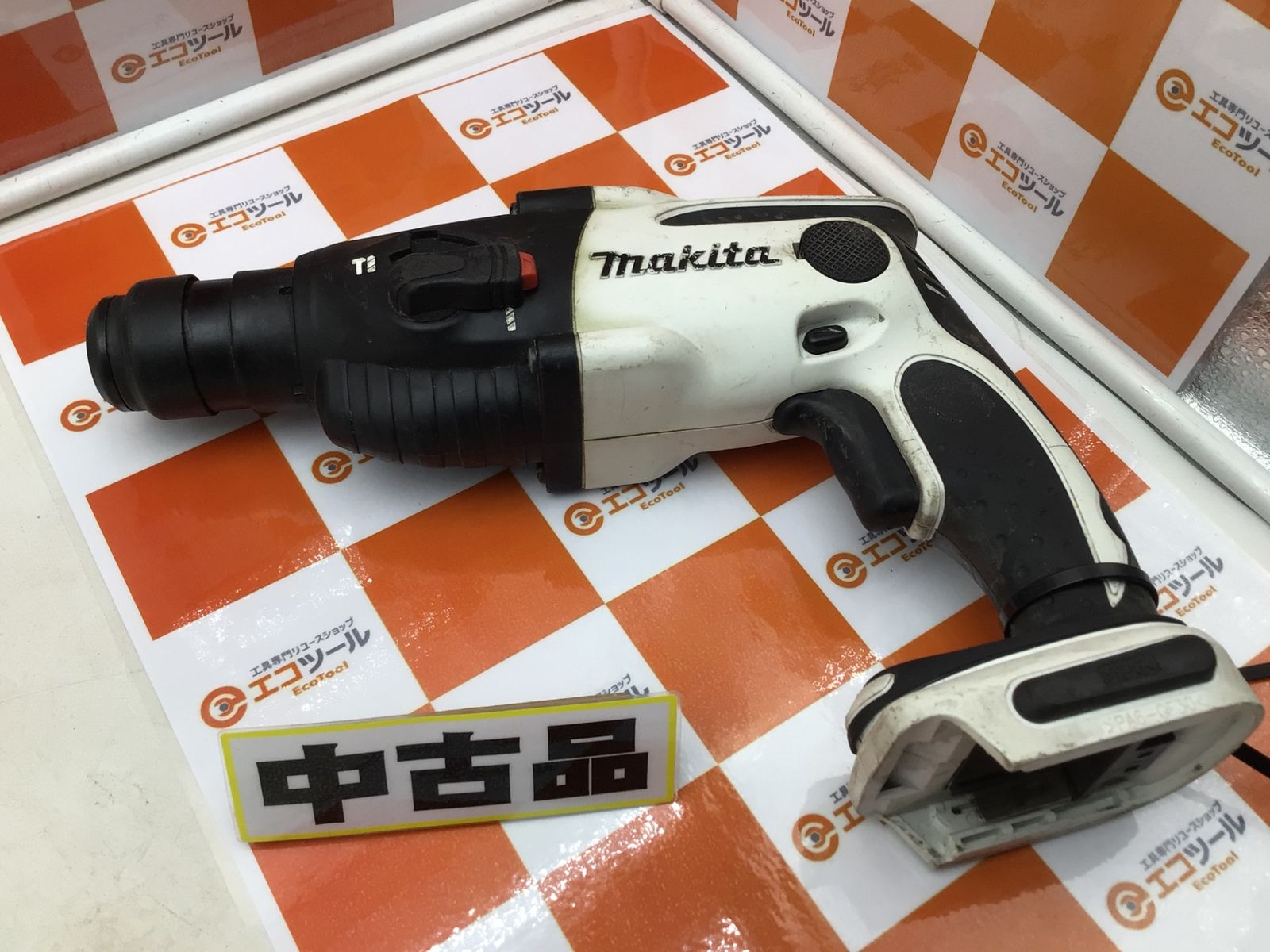 【中古品】Makita/マキタ HR162DZW ☆ 14.4v充電式ハンマドリル [3.0ahまで対応機種] [IT_QMF9C][笠寺][M04]