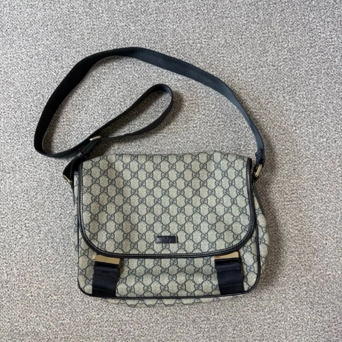 GUCCI グッチ メンズ クロスバック