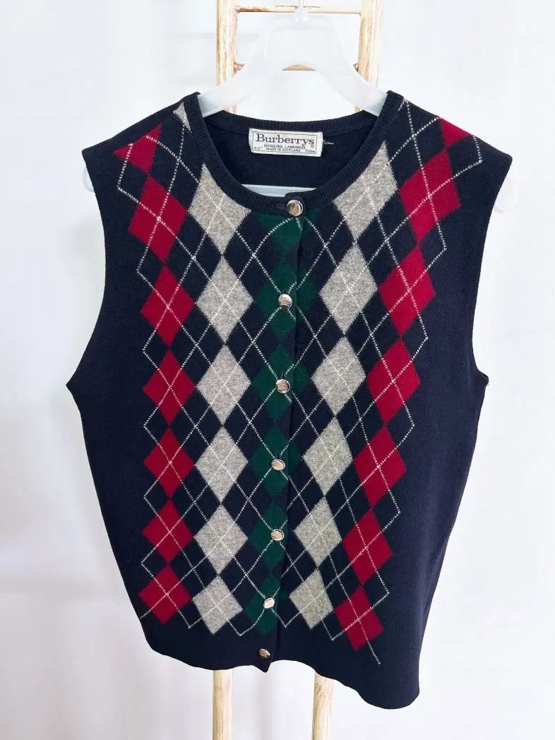 モンヴィンテージ (サイズ40) BURBERRY レディース ラムウール100% アーガイル ニットベスト
