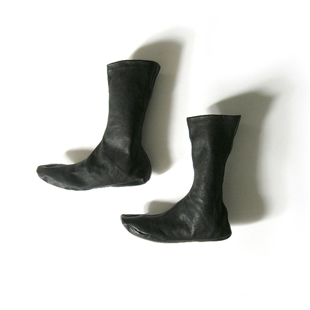 【新品】 GUIDI ／ グイディ　レザー ソックス イタリア製 天然皮革 靴下 サイコーのオシャレさん サンダル ブーツ シューズ ブラック ｜ オールシーズン