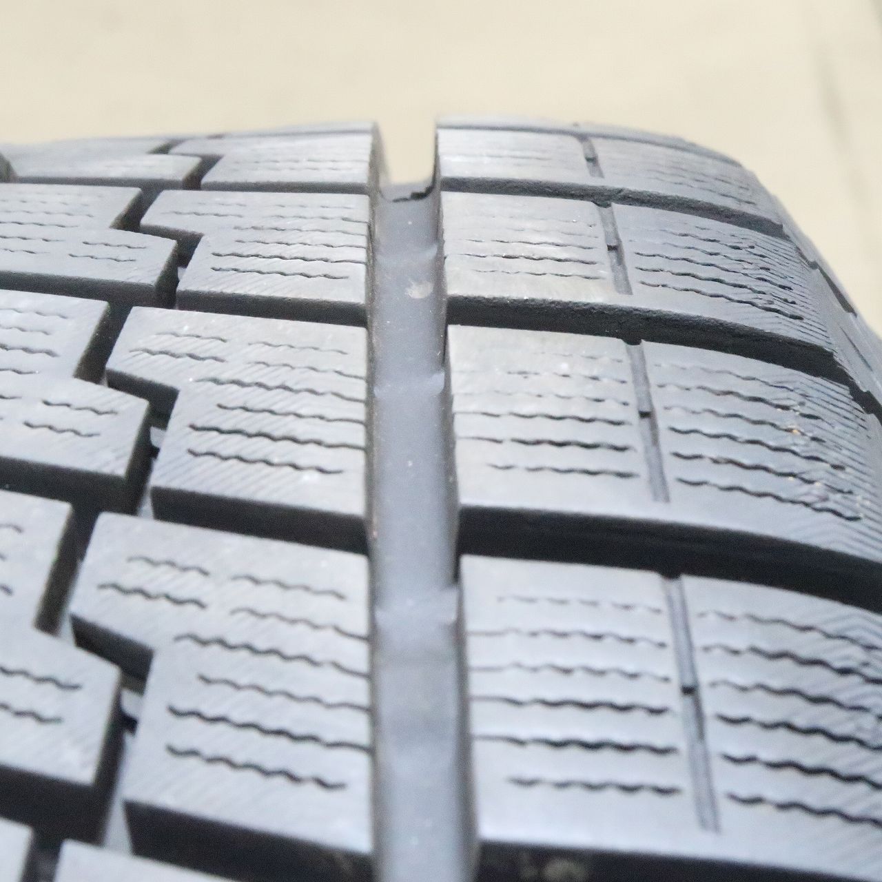 4本 アウディ A4 純正 17インチ 7J +46 5H PCD112 スタッドレス