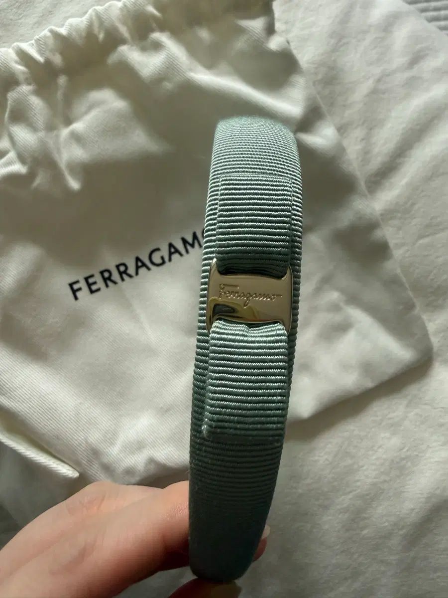 FERRAGAMO フェラガモ バレナ ヘアバンド ミント (新品) 10,731円