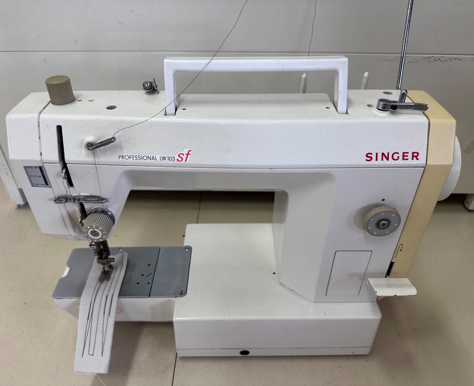 シンガー　職業用ミシン　LW103 SF