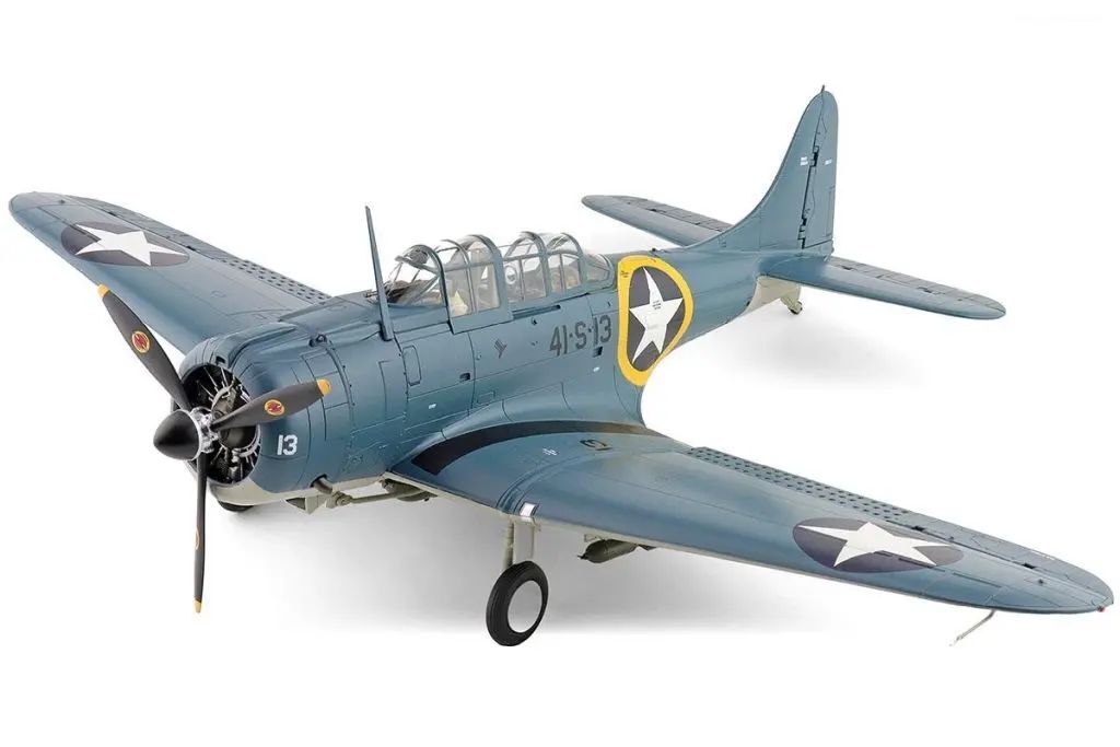 【新品】ミニカー 1/32 SBD-3 Dauntless ”Operation Torch” BuNo.06624、41-S-13、VS-41、USS Ranger、Nov 1942 [HA0218]