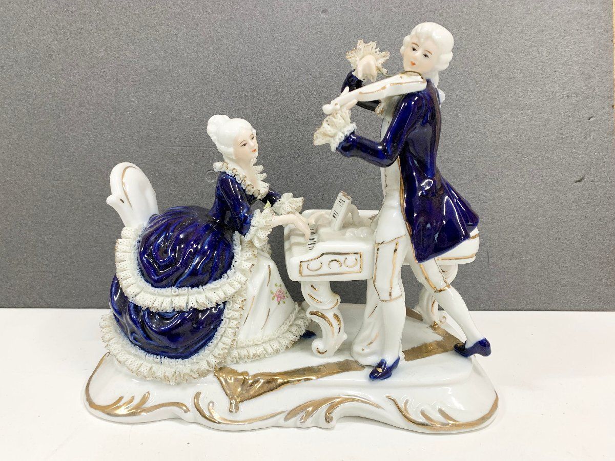 ■希少 加藤工芸 KATO KOGEI フィギュリン ピアノ バイオリン 陶器 インテリア 置物 オブジェ レースドール アンティーク (他429)