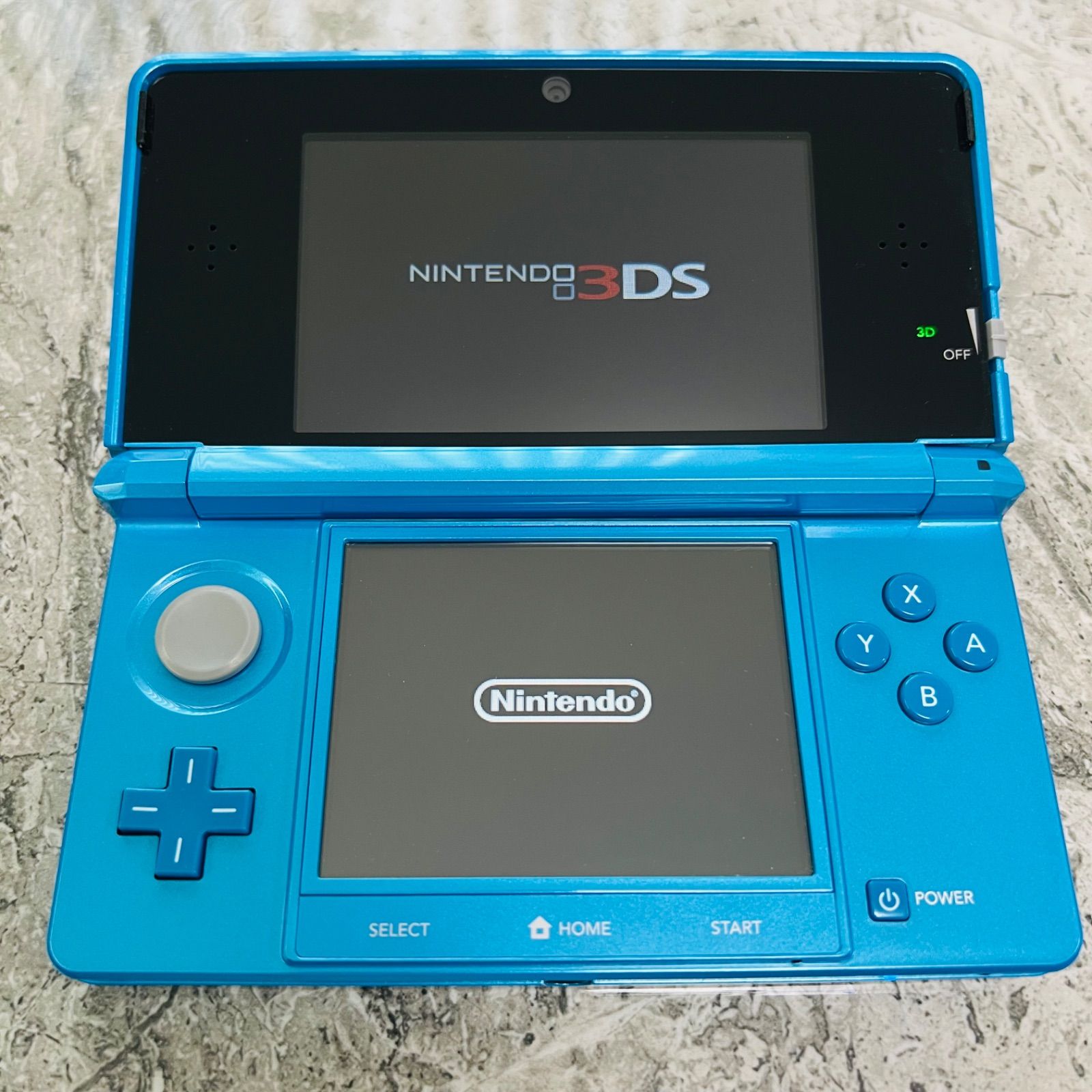 【完動品】NINTENDO 3DS ライトブルー