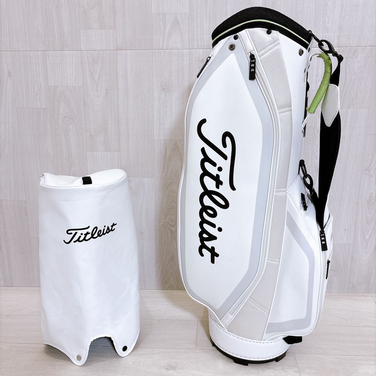 Titleist G-0908 Titleist Caddy Bag Golf Bag White 5 Split Cart