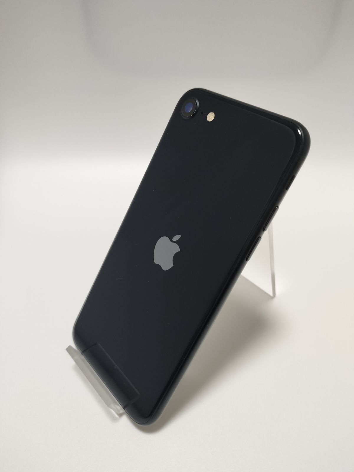 iPhoneSE3 64GB SIMフリー 新品バッテリー100％ 整備保証付き 本体 中古 ミッドナイト やや傷や汚れあり