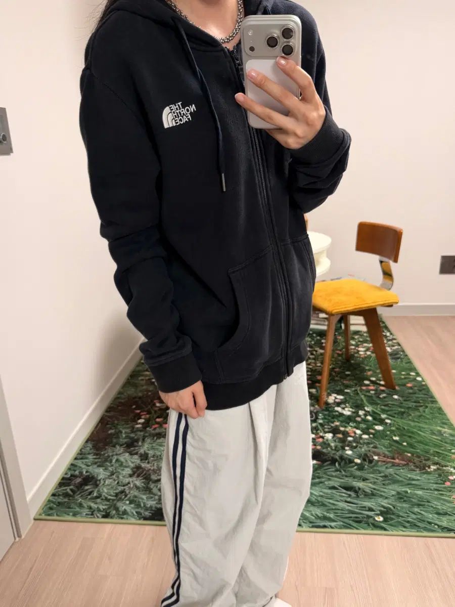 THE NORTH FACE ザノースフェイス フード ジップアップ ブラック