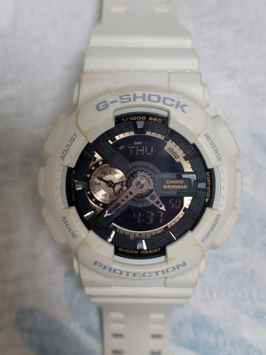 CASIO G-SHOCK GA-110 白 腕時計 6,719円