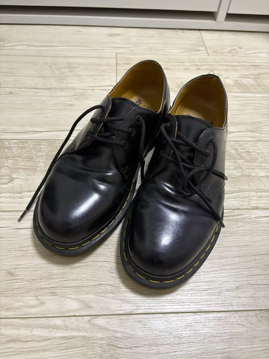 DR. MARTENS ドクターマーチン 1461 3ホール スムース 270