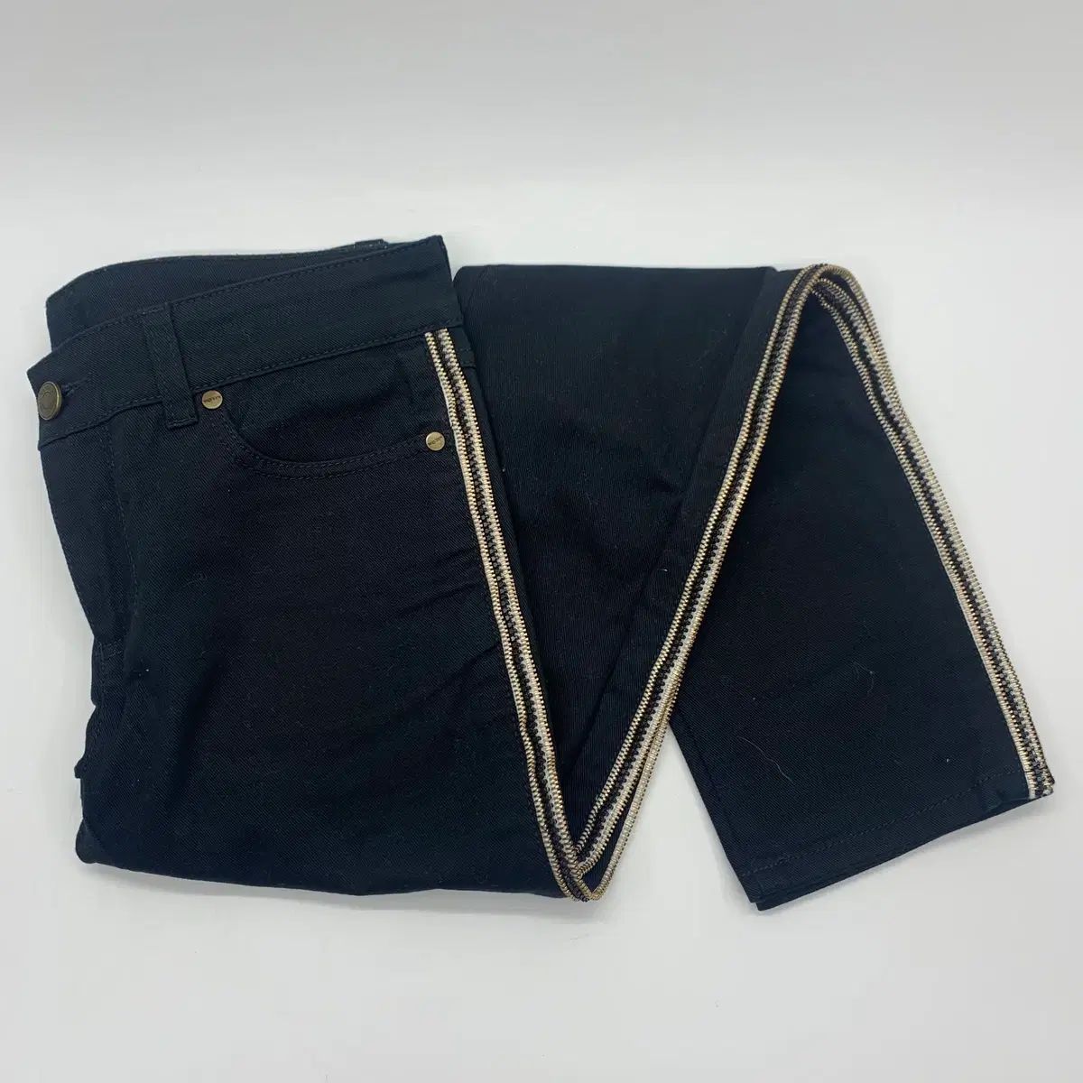 267002653 Alexander McQueen アレキサンダー・マックイーン パンツ ブラック 6,114円