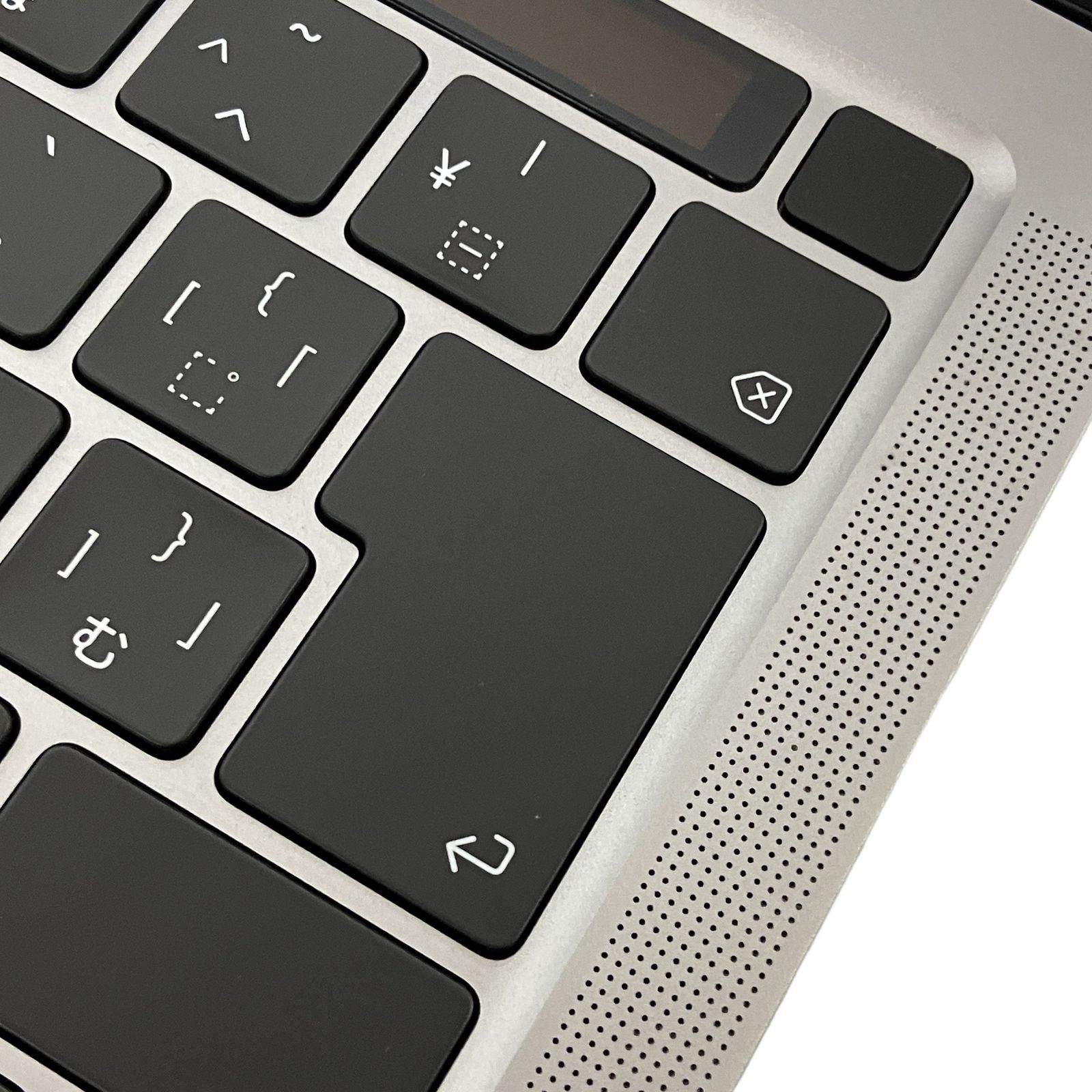 Apple MacBook Pro 13インチ 2020 MYD92J/A ノートPC M1 8C CPU 8GB SSD 512GB 8C GPU Tahoe 中古 良好 T11558294