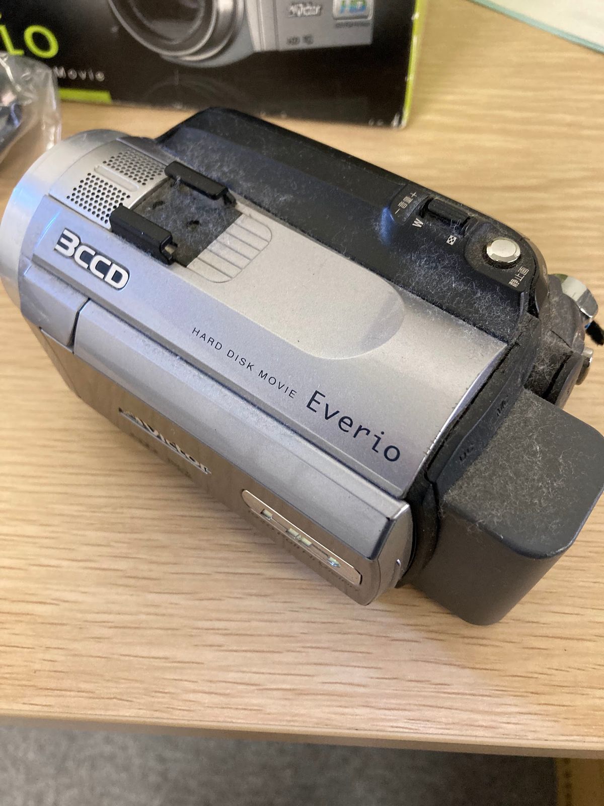 ＋【動作未確認】Victor JVC Everio エブリオ GZ-HD5 ハイビジョン ビデオカメラ 箱・リモコン付【カメラ】【2】