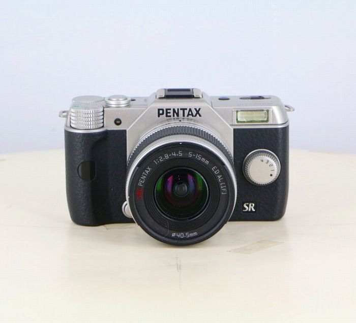 【中古】(ペンタックス) PENTAX Q10 シルバー+5-15/2.8-4.5 18,760円