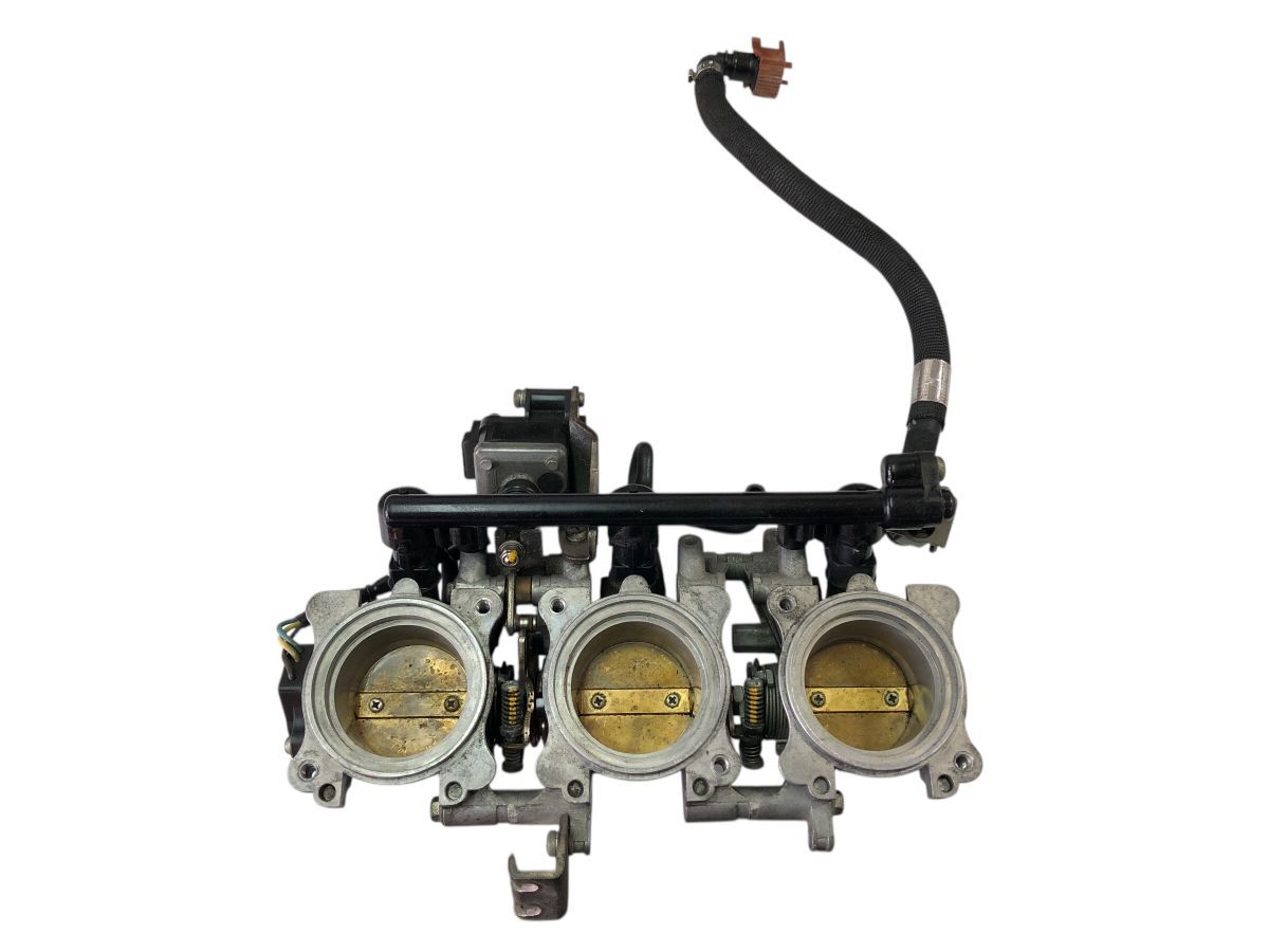 トライアンフ　デイトナ675R　09-13年モデル　スロットルボディ　インジェクター　作動OK　補修　流用にも（中古）2974-N5584