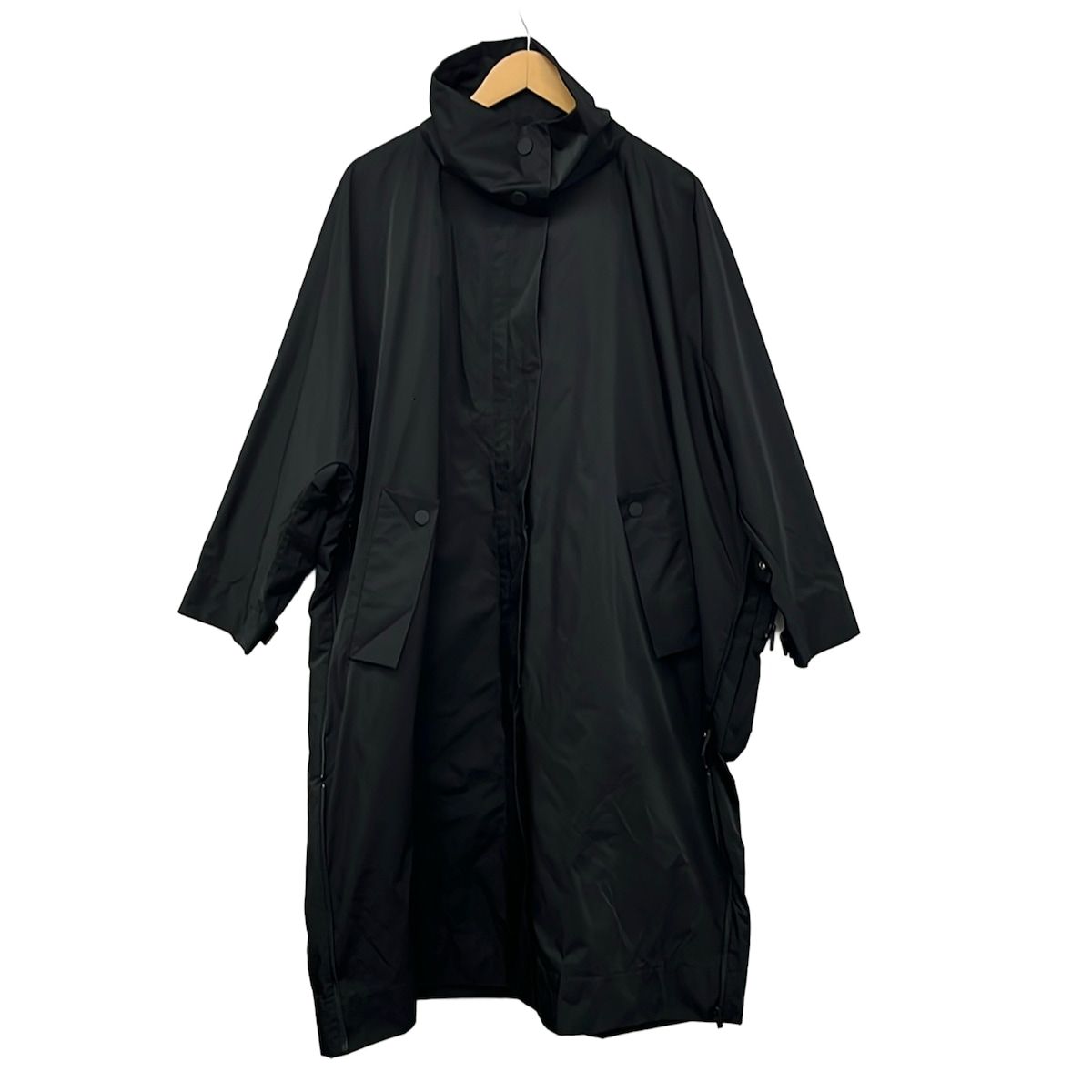ISSEYMIYAKE(イッセイミヤケ) コート サイズ２ M レディース美品 - IM12FA556 黒 長袖/襟着脱可/パッカブル/21SS/春/秋